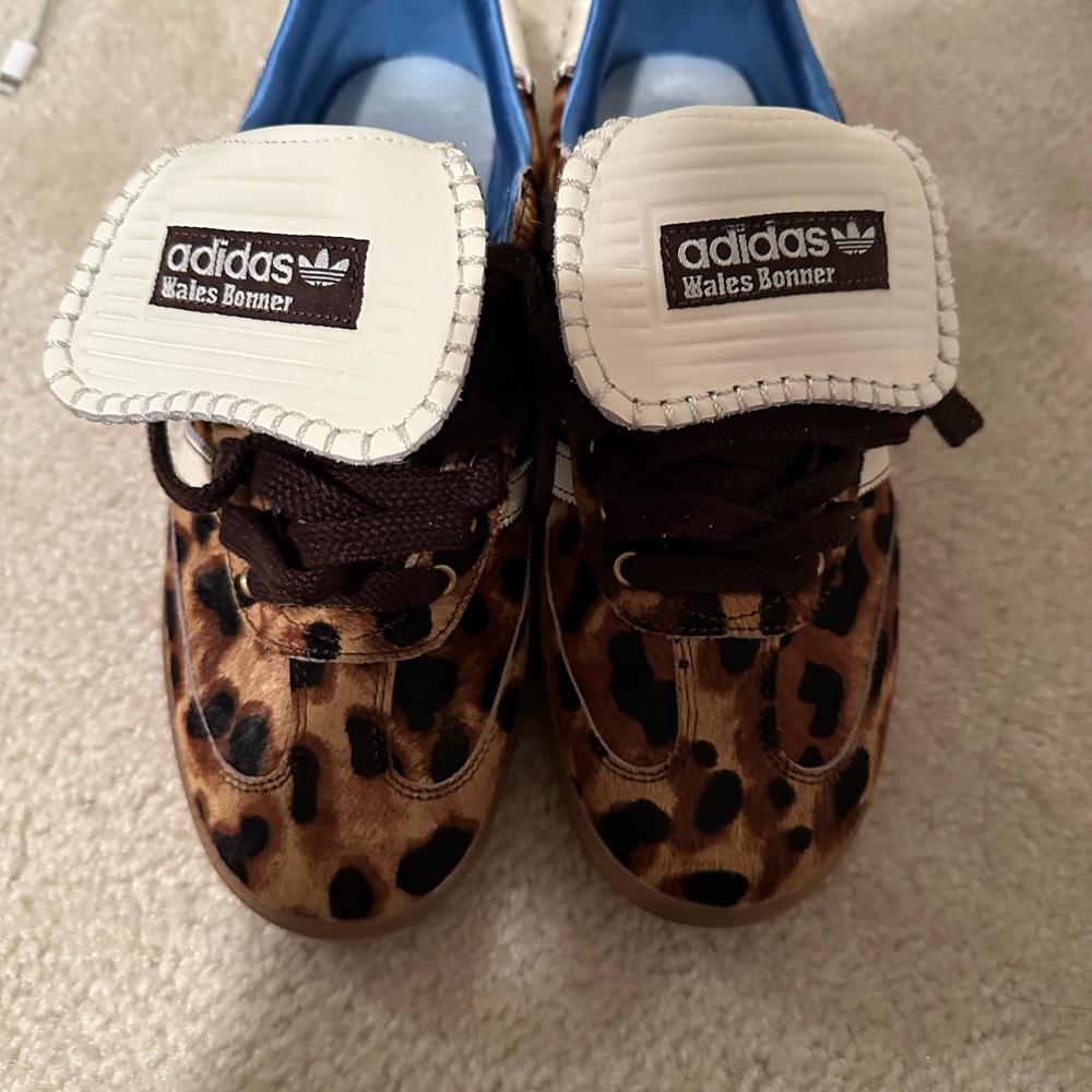 Adidas Sambas Leopard print
